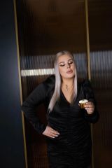 Миниатюра Индивидуалка Элина Фотография 