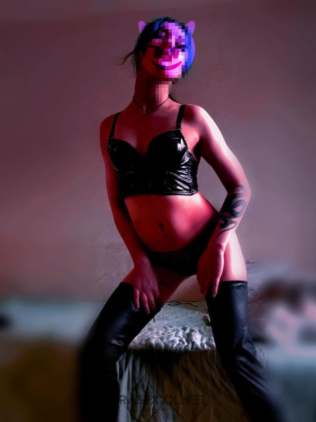 Индивидуалка Асмира Октябрьский